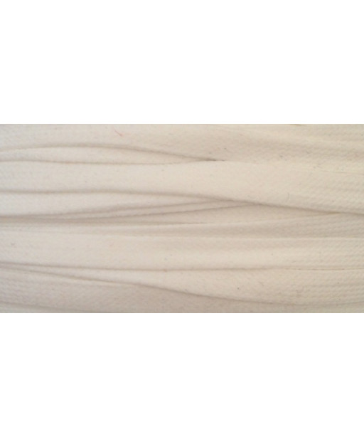 STRINGA COL BIANCO LATTE